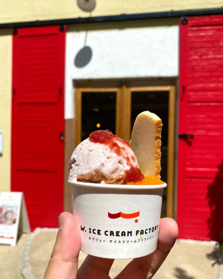 W. ICE CREAM FACTORY（ダブリュー アイス クリームファクトリー） 箱崎商店街／筥崎宮のおひざ元／博多の下町｜福岡市東区